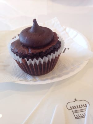 Brownie cupcake ($3.41, November 2015)