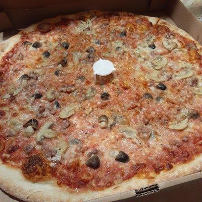 Sausage & canned mushrooms. 18 Inch large pie