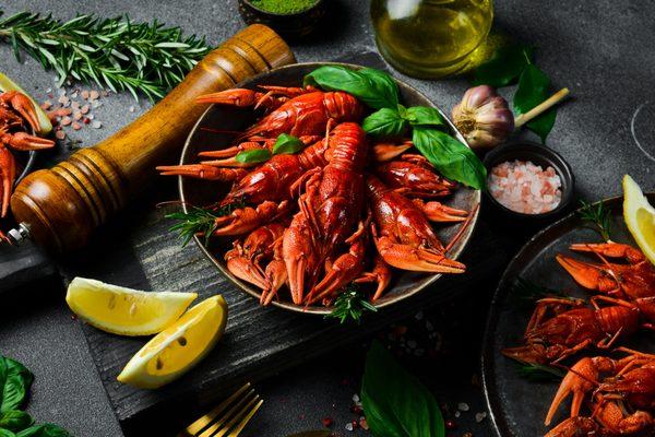 Pair these delicious crawfishes with the house favorite: Captain's Mix! Then douse in fresh lemon and pepper for an extra flavor enhancer!