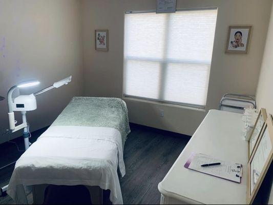 Book your appointment today. Safe and comfortable environment in which you can relax mentally and physically.