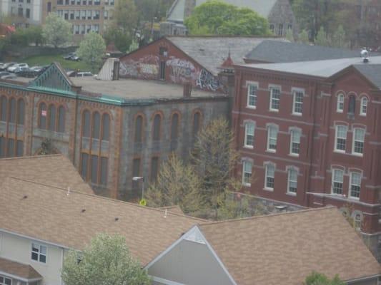 HSPH's 90 Smith Street red brick administration building from St. Alphonsus Street side of Charlesbank