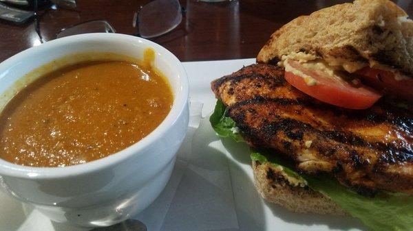 This Mediterranean chicken sandwich & mulligatawny is absolutely a perfect lunch. Fresh, spiced & cooked perfectly!