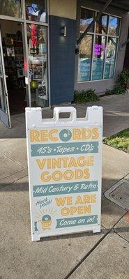 Kicksville Vinyl & Vintage