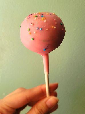 Perfect strawberry cake pop