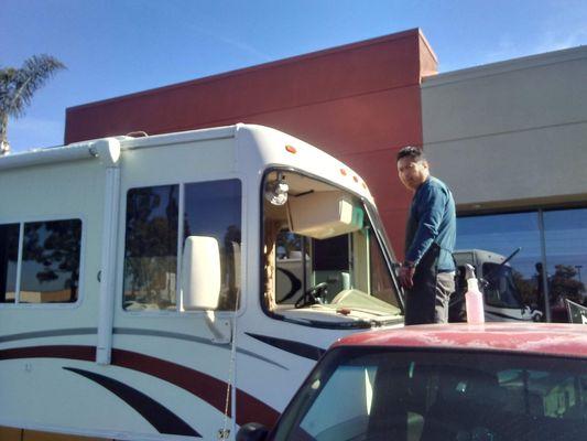 RV windshield replacement