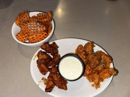 Pluckers Wing Bar