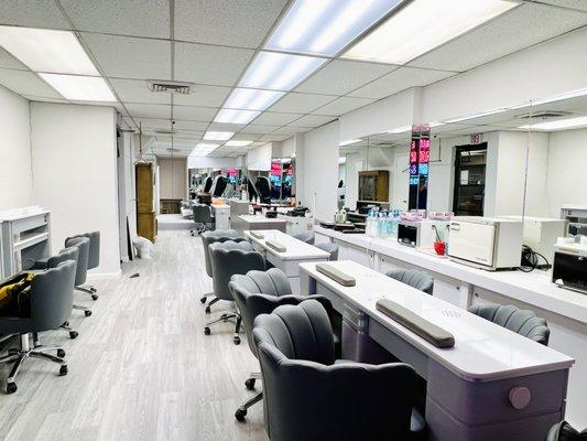 New manicure stations