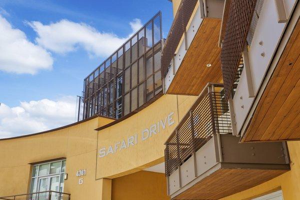 Safari Drive Luxury Condominiums