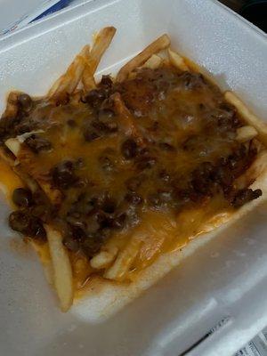 1/2 order chili cheese fries