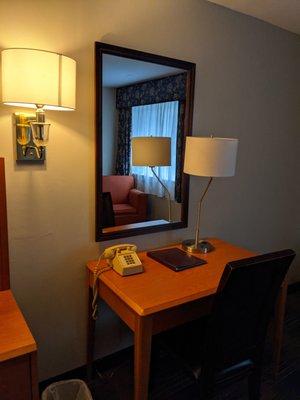 Work desk at the East Norwich Inn