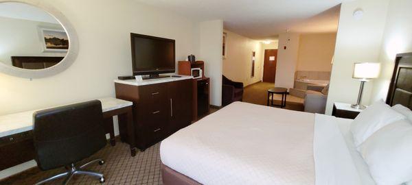 King suites room