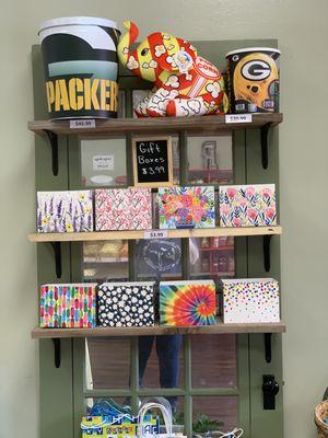 Build a gift for someone special. We have a great selection of gift boxes and bags!