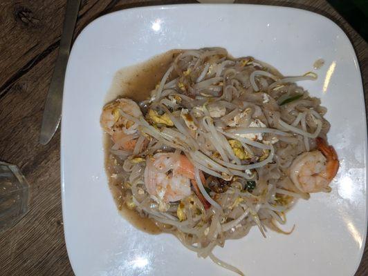 Shrimp pad Thai