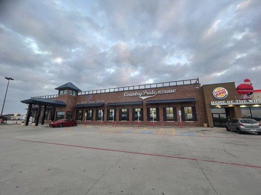 Store front Travel America, Shell gas/diesel, Country Pride restaurant & Burger King