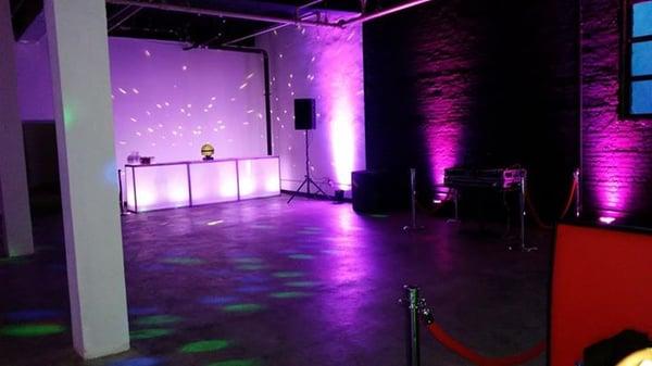 Isyss Studios is an amazing 3800 square foot private event loft located in the ever expanding art district in the Bushwick secti