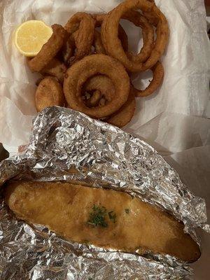 Fish & onion rings