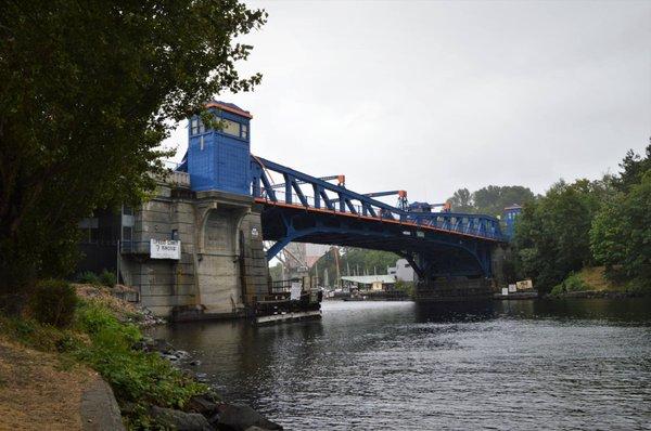 Fremont Bridge.