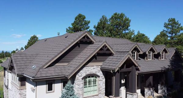 Lianro Metal Roofs