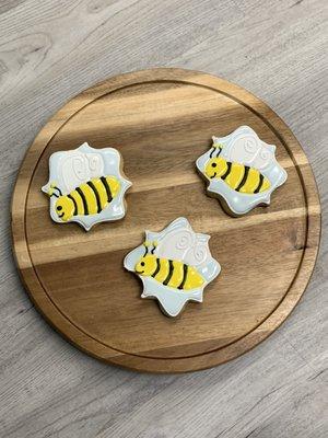 Bee Happy decorated cookies