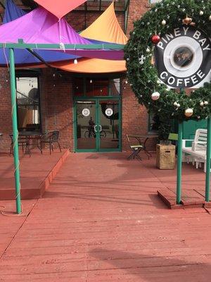 Entrance to Piney Bay Coffee in Clarksville, Arkansas