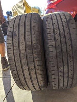 The great difference in the tire size.