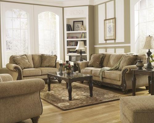 http://modernfurniture-outlet.com/category/living-room/cambridge-amber-sofa-loveseat-3.html