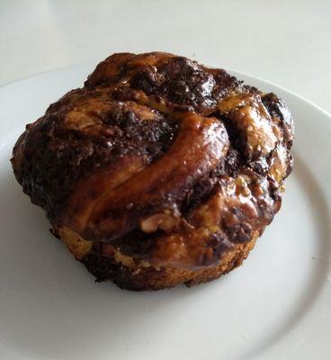 Chocolate hazelnut babka roll