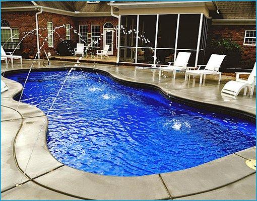 Browse through our variety of pool models that we offer.