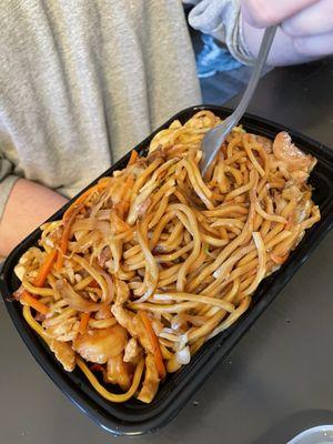 House Special Lo Mein Large