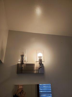 Bathroom light fixture