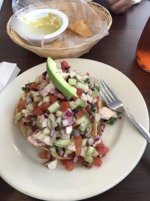 Pulpo/fish tostada