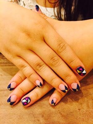 I love it so so much ! My new nail ! New style !