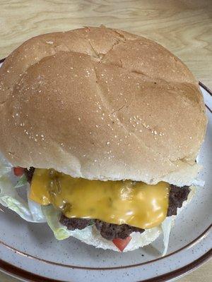 Cheeseburger sandwiche