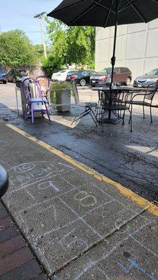 Hopscotch while waiting for your food