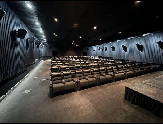 Experience the immersive Dolby ATMOS!