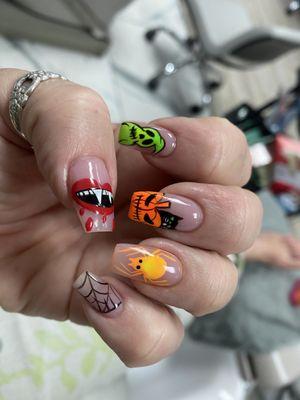 Halloween nails