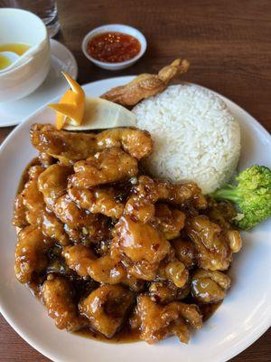 Lunch special. Orange chicken