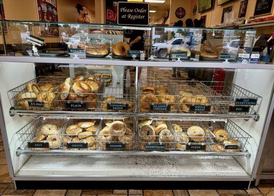 Awesome find for some fresh bagels in Ft Pierce!  The service was bagels were fresh, hot and delicious.  Would definitely come back.