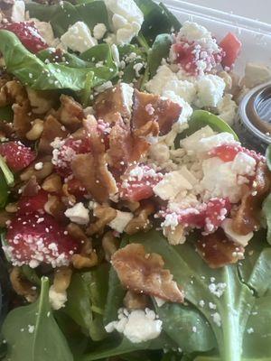 Spinach, walnuts, feta cheese, bacon, fresh strawberries and vinaigrette.