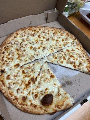 Chicken Alfredo Pizza