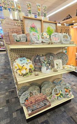 Garden decor and stepping stones.