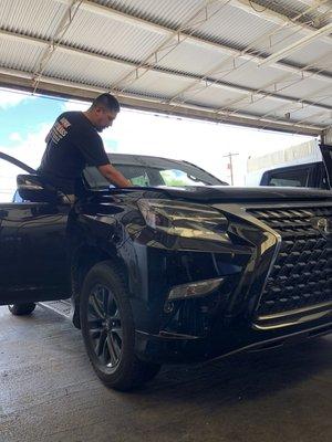 Lexus in the bay at Matrix needs a new Windshield Lil Charlie will take care of it ASAP.