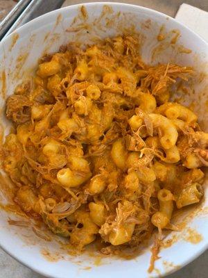 Buffalo Chicken Mac and Cheese Bowl