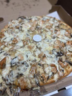 Chicken Marsala Pan Pizza