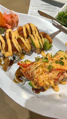 Sumo roll and volcano roll