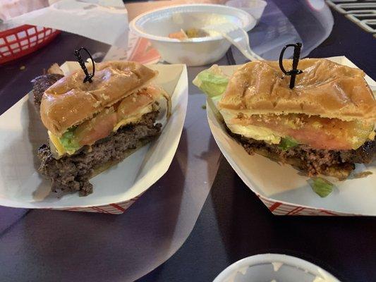 Half lb bacon cheeseburger split. Excellent and grilled on flat top!