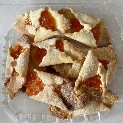 Apricot kolaczki cookies