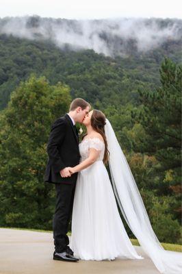 Weddings in the Mountains by ManneQuin 6ix Photography Studio