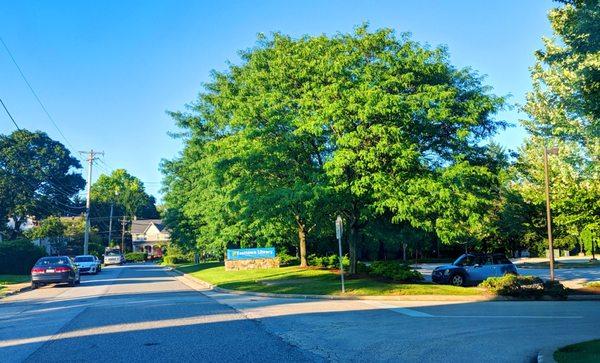 Easttown Library -- street entrance