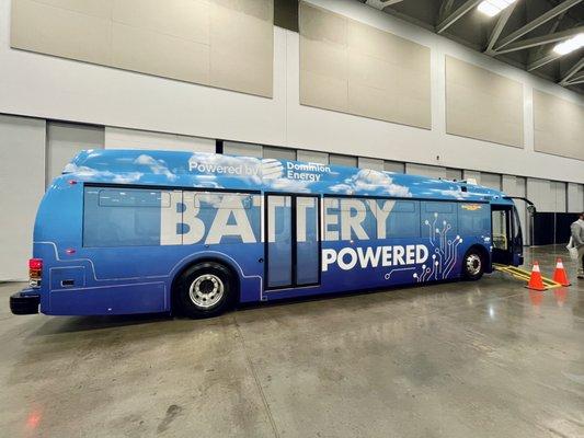 Battery powered bus